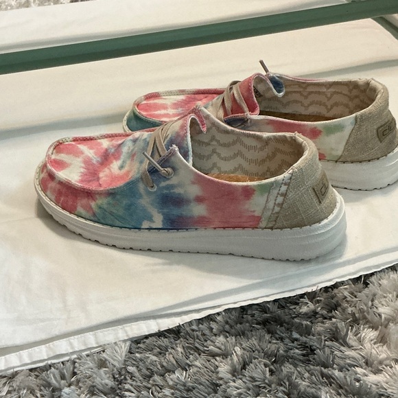 Hey Dude Kids Colorful Tie-Dye Moccasins - Picture 4 of 5